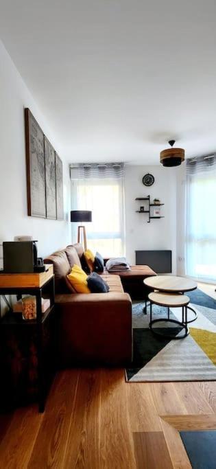 New & Serene 1-Bedroom Apart Near #Ladefenseparis #Parking&Fibre シュレンヌ エクステリア 写真